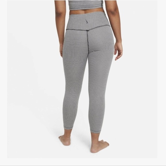 Nike Yoga Workout Leggings Size XS NWT - Picture 4 of 8